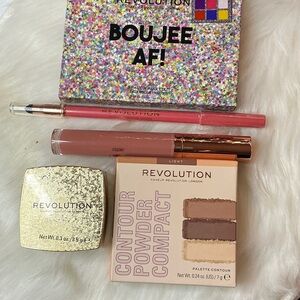 Revolution Contour Set with Pink Gloss and Gold Compact